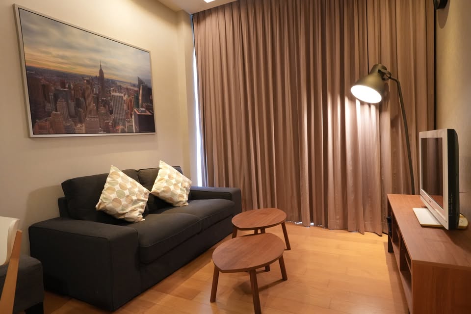 ปล่อยเช่า Equinox Phahol Vibha : คอนโดอีควิน็อคซ์ พหล-วิภา - โซนพื้นที่ BTS หมอชิต ห้าแยกลาดพร้าว 1ห้องนอน 1ห้องน้ำ 1ห้องนั่งเล่น - ขนาดห้อง 40 ตรม. ชั้น 33 - ให้เช่า 18,900 ต่อเดือน