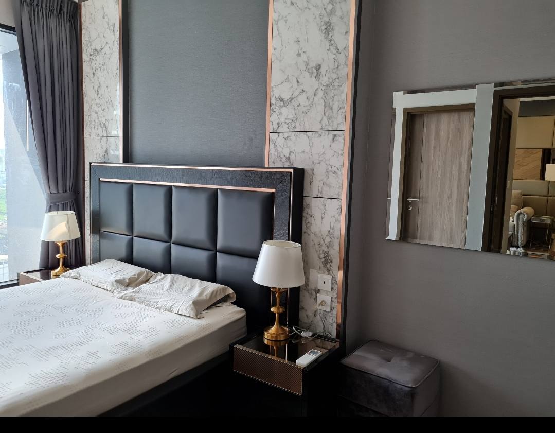 ให้เช่าคอนโด IDEO Mobi Asoke (ไอดีโอ โมบิ อโศก) โซนพื้นที่ MRTเพชรบุรี / มศว. ห้องแบบ 1ห้องนอน / 1ห้องน้ำ · ขนาดห้อง 34.5 ตรม. ชั้น 18