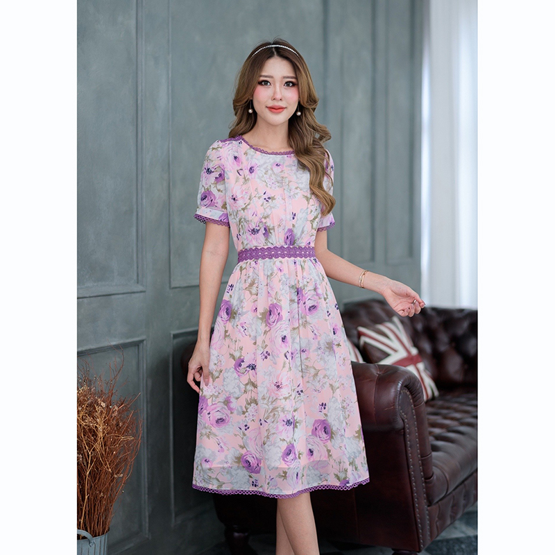 kudapy เดรสสั้นสีโทนชมพูม่วง/สีโทนฟ้าม่วง ผ้าชีฟองลายหวานงานผ้าพริ้วใส่สบาย ลำลองได้เที่ยวได้ สวยนุ่มลายสวย มีดีเทลแต่งลูกไม้คาดทั้งชุด