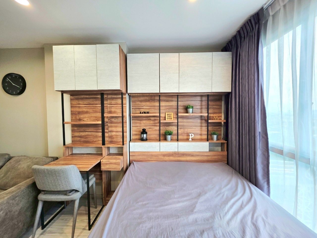 High Rise โซนพื้นที่ MRT บางซื่อ เตาปูน ให้เช่าห้องแบบ Studio 1ห้องน้ำ คอนโด IDEO Mobi Grand Interchange Bangsue (ไอดีโอ โมบิ แกรนด์ อินเตอร์เชนจ์ บางซื่อ) ขนาดห้อง 23 ตรม. ชั้น 10