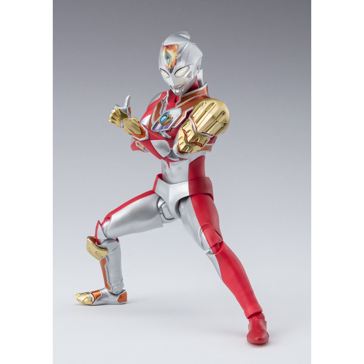 Bandai 4573102656438 p-bandai s.h.figuarts ultraman decker strong type