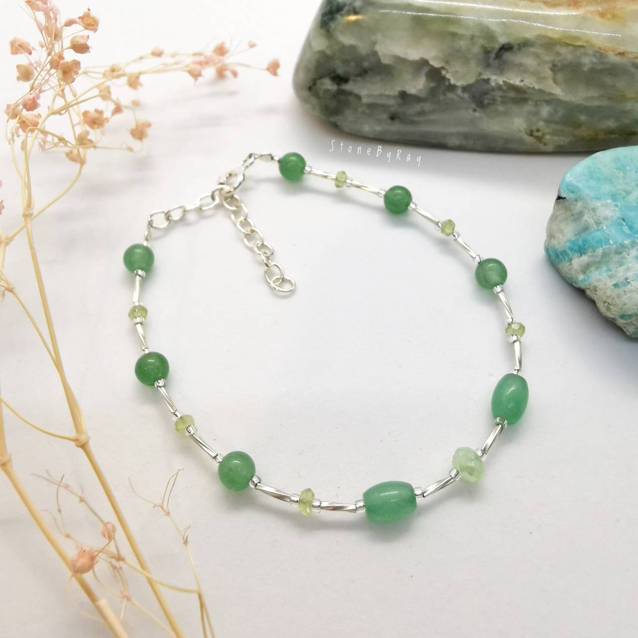 สร้อยข้อมือเงินหินอเวนเจอรีนกับเพอริดอท Aventurinr+Peridot
