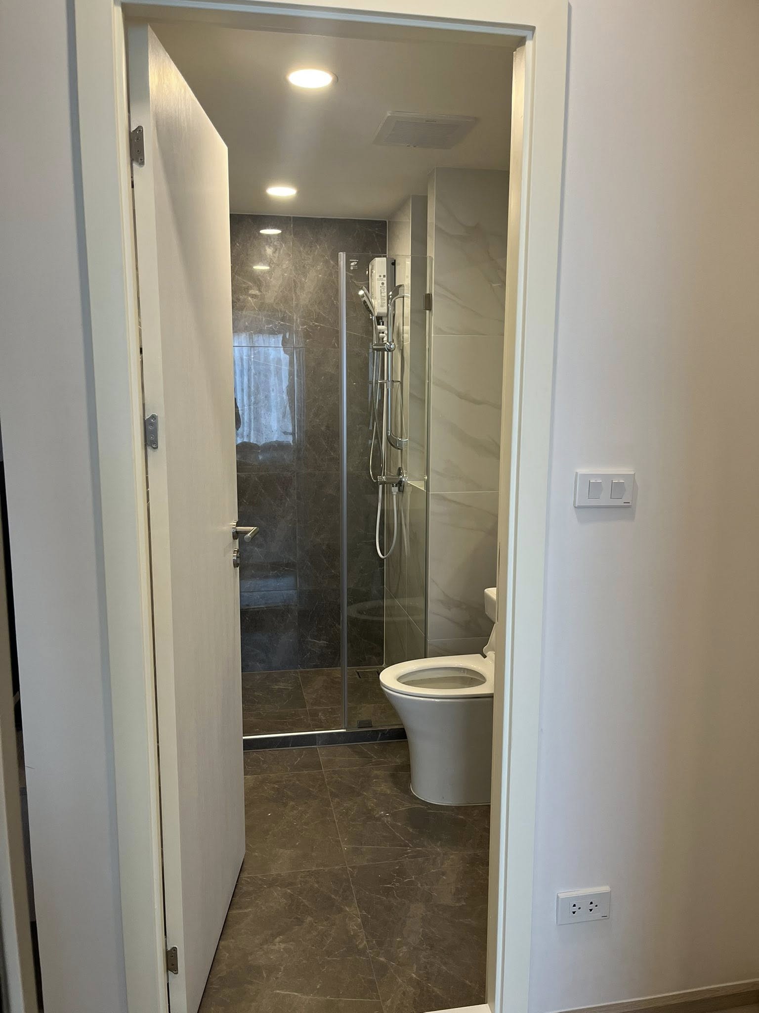 ให้เช่าห้องแบบ 1ห้องนอน 1ห้องน้ำ 1ครัวปิด โซนพื้นที่ BTS สายหยุด คอนโด SO Origin Phahol 69 Station (โซ ออริจิ้น พหลฯ 69 สเตชั่น) Mid Rise ขนาดห้อง 30.6 ตรม. ชั้น 5