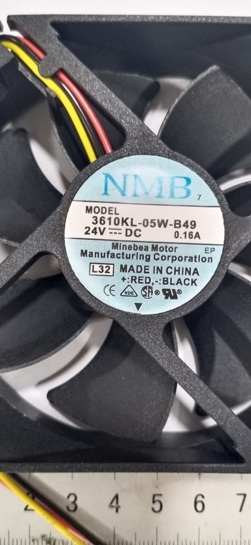 NMB 3610KL-05W-B49