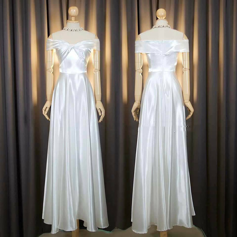 kudapy เดรสยาวสีขาว/สีฟ้า/สีแดง/สีโรสโกล/สีชมพู นื้อผ้า duchess satin เงาพริ้วสวย ผ้าทิ้งตัวมีน้ำหนัก ผ้ายืดได้ 1 นิ้ว มีซับใน