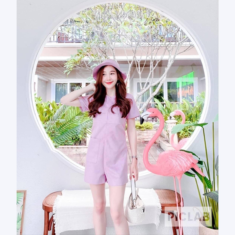 kudapy จั้มสูทขาสั้นชมพู/เขียว + หมวก เซทนี้คือน่ารักมาก เนื้อผ้าหนังกลับอย่างดีพร้อมซับใน มีฟองน้ำจัดทรงให้