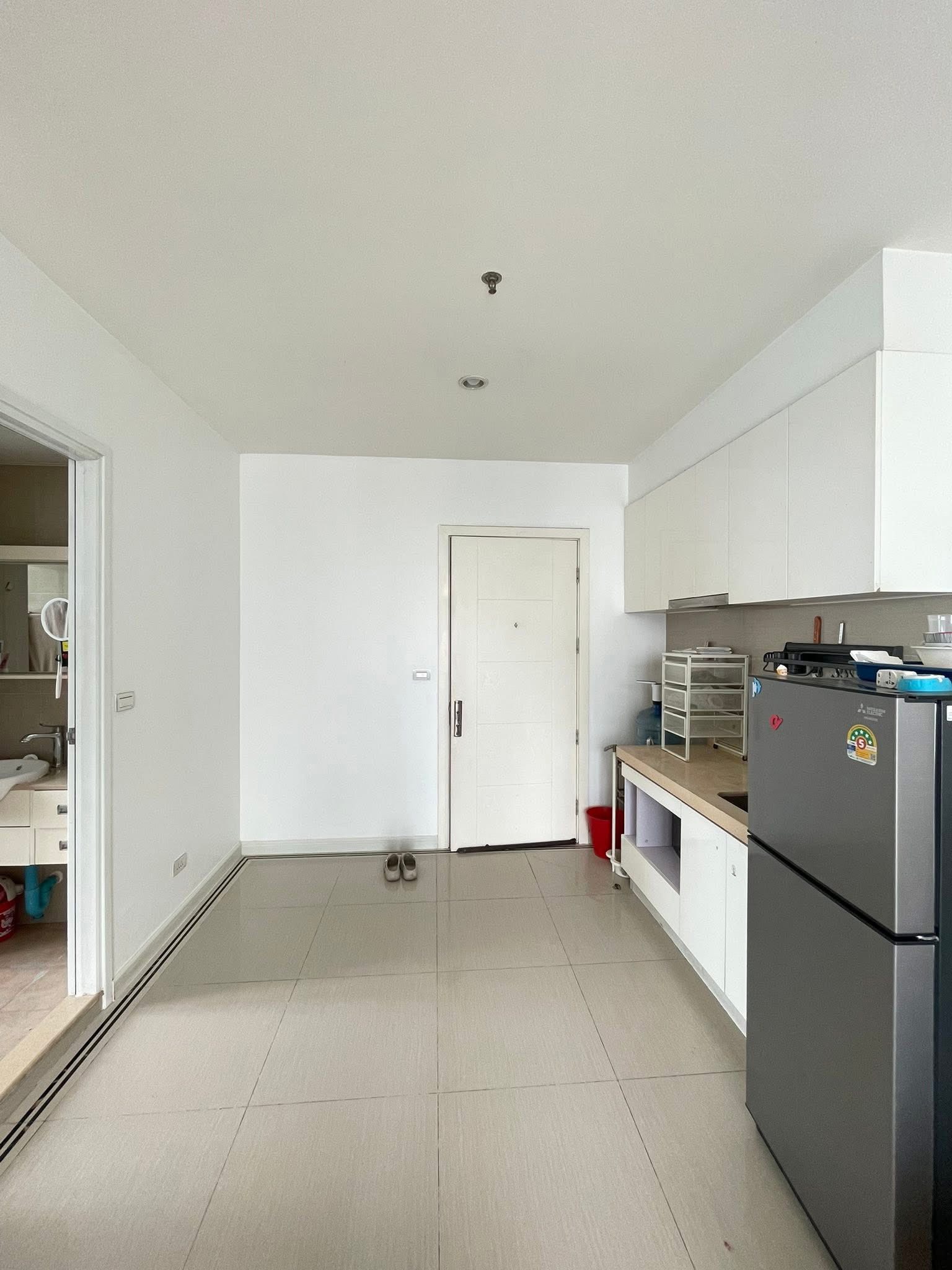 ให้เช่าคอนโด TC Green Rama 9 (ทีซี กรีน พระราม 9) โซน รถไฟฟ้า MRT พระราม 9 ห้องแบบ 1ห้องนอน / 1ห้องน้ำ ขนาดห้อง 39 ตรม. ชั้น 27 ตึก C