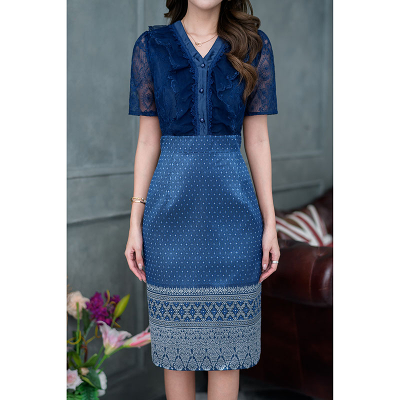 kudapy เดรสสั้นสีชมพูโอรส/สีกรม ลูกไม้ผสมผสานผ้าลายไทย ช่วงกระโปรงเป็นงานผ้าทอนะคะไม่ใช่ผ้าพิมพ์ลายเนื้อผ้าจะมีความมันเงาสวยงามงานจริง