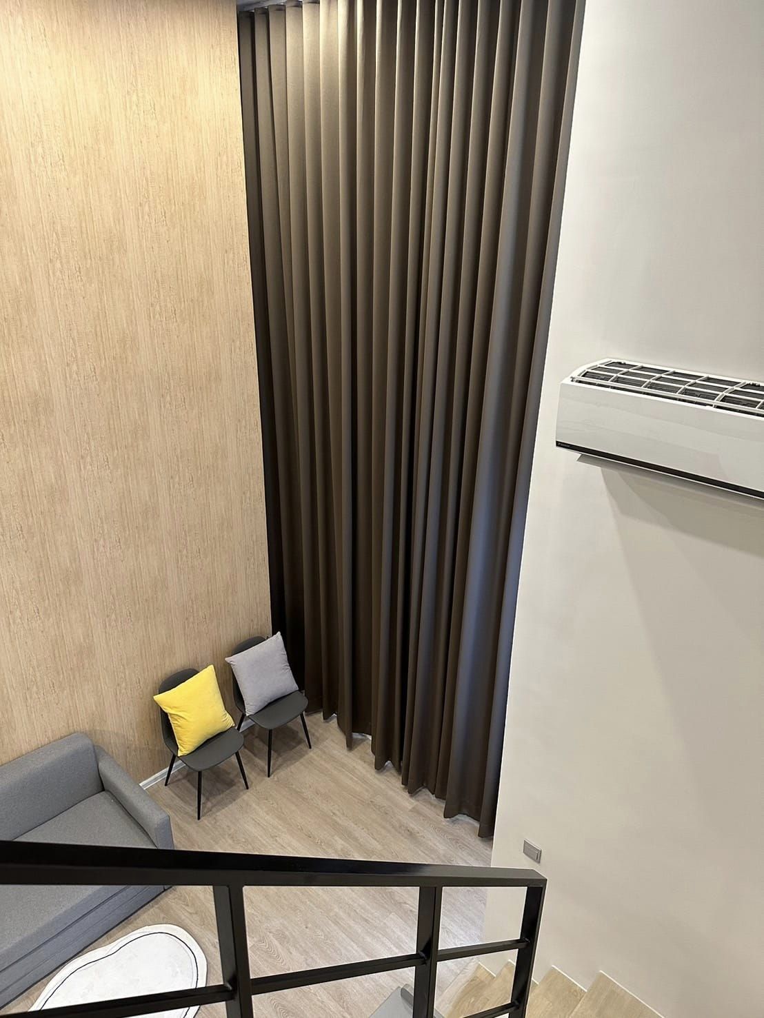 ปล่อยเช่าคอนโด Modiz Rhyme Ramkhamhaeng (โมดิซ ไรห์ม รามคำแหง) - Duplex2ขั้นน่าอยู่มาก เฟอร์เครื่องใช้ไฟฟ้าครบครั้น - การเดินทาง: เพียง 80 ม. MRT รามคำแหง