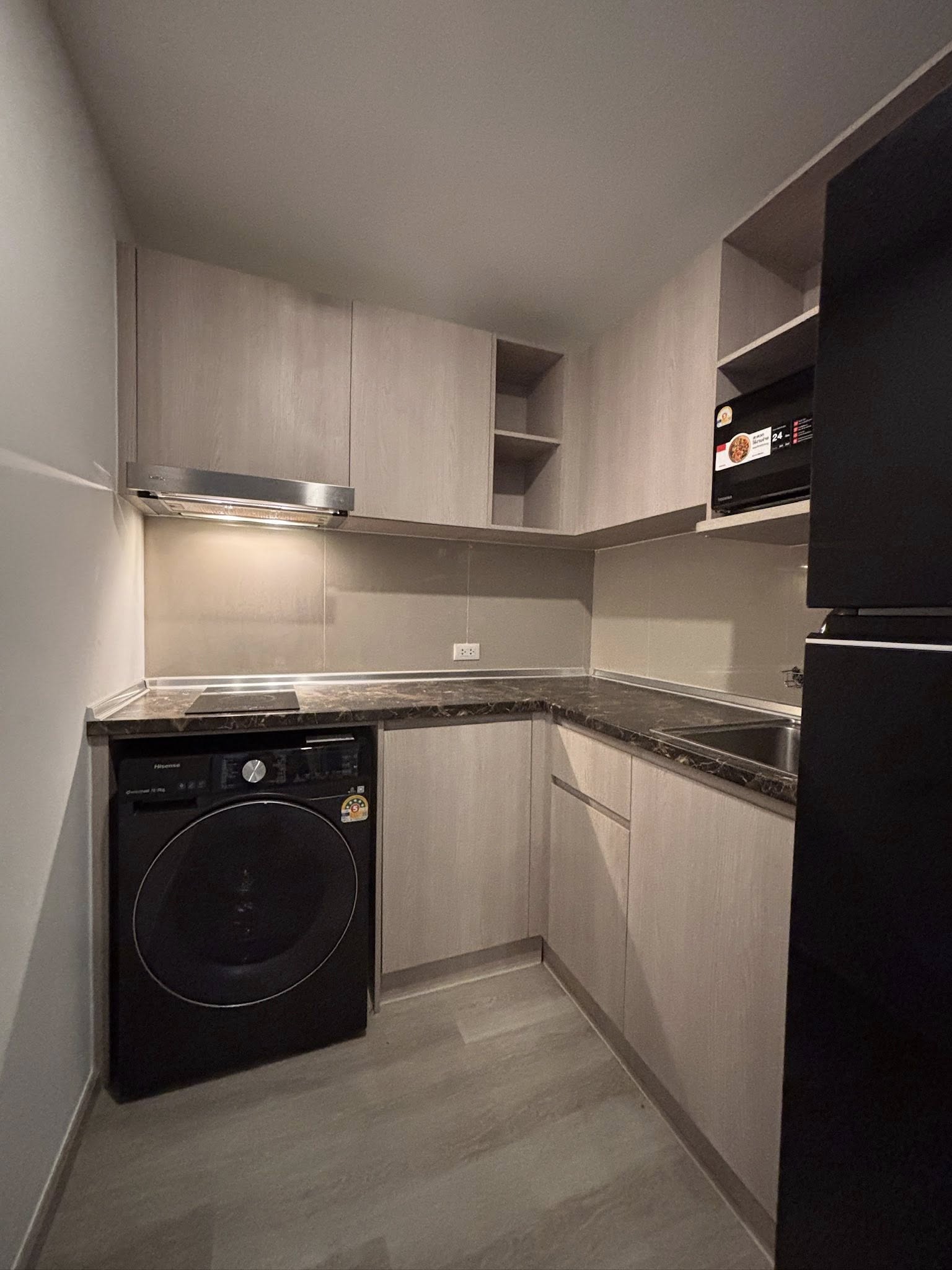 ให้เช่าคอนโด Elio Sathorn – Wutthakat (เอลลิโอ สาทร-วุฒากาศ) High Rise โซนพื้นที่ BTS วุฒากาศ 📍 ห้องแบบ 2ห้องนอน / 2ห้องน้ำ / โซนครัวปิด · ขนาดห้อง 59 ตรม. ชั้น 32