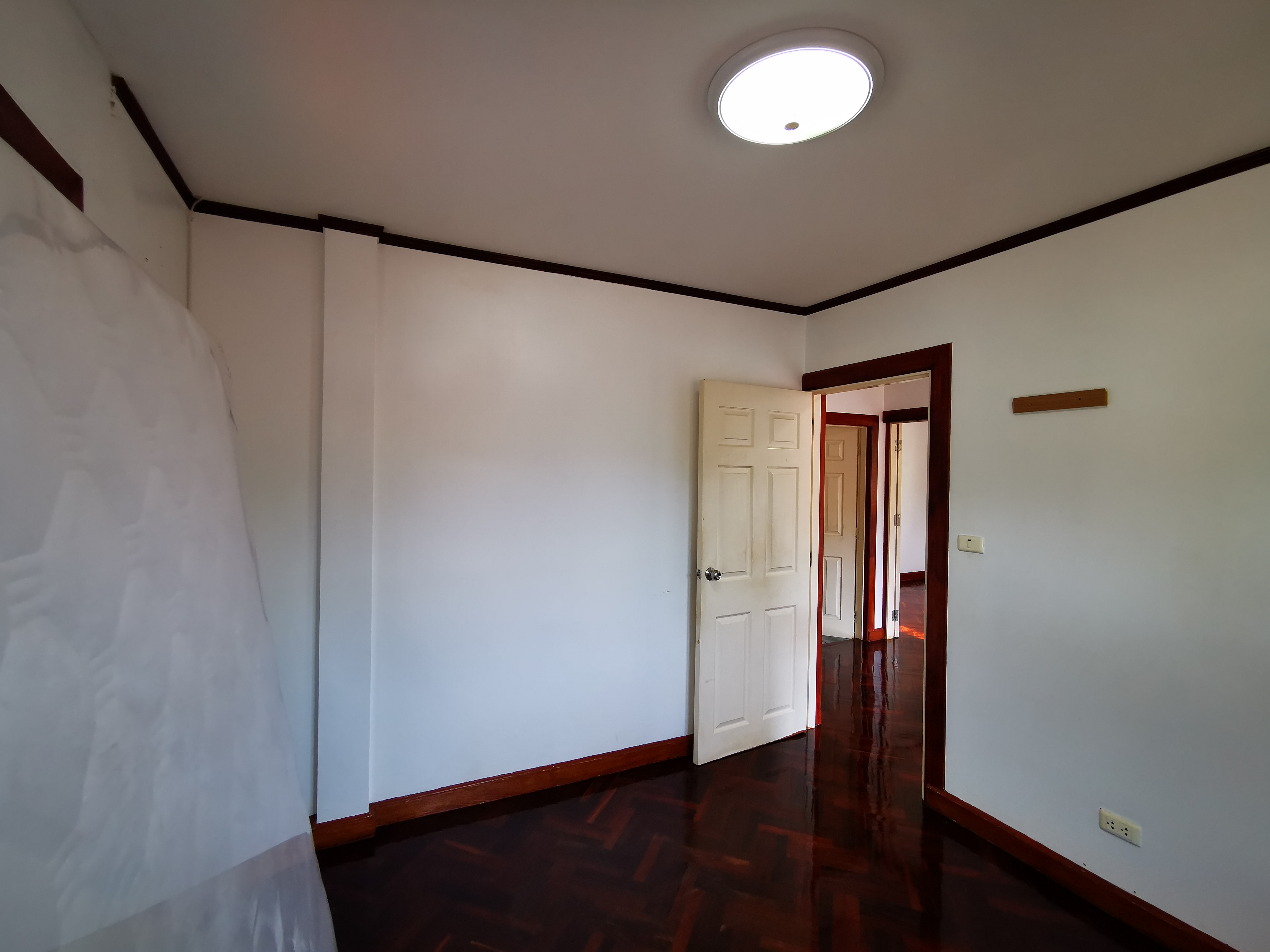 ใกล้ทะเล ใกล้ภูเขา บ้านเดี่ยว วิวภูเขา บ้าน2ชั้น 3นอน 2น้ำ สวนขนาดใหญ่ ทะเลสาบ แลนด์แอนด์เฮ้าส์ พาร์ค ภูเก็ต แลนด์ แอนด์ เฮ้าส์ พาร์ค ภูเก็ต Near Beach Near Mountain Detatched House 2 Storey Mountain Views 3 Bed 2 Bath Big Garden and Lake in common Area F