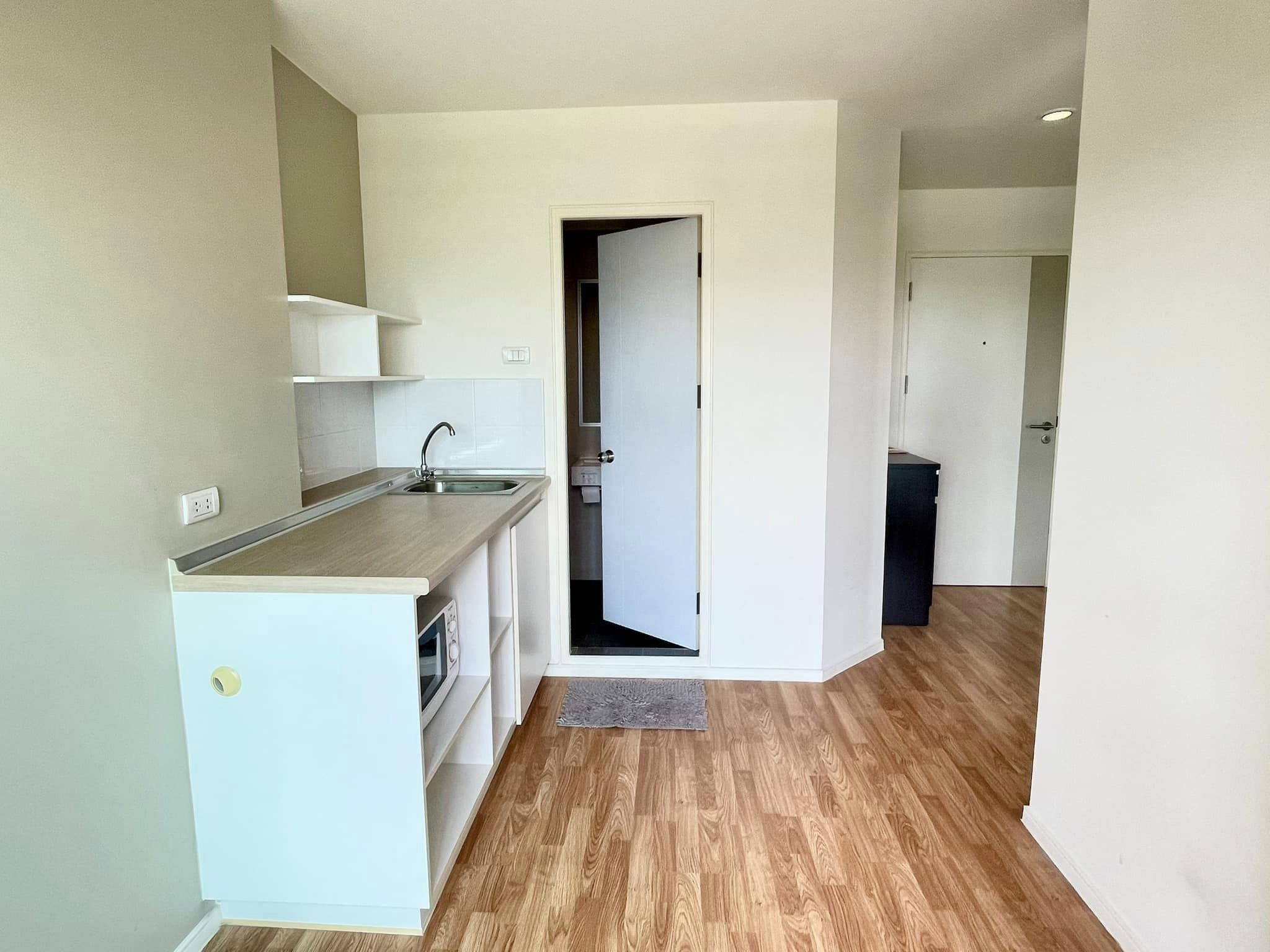 ให้เช่าคอนโด Lumpini Park Phetkasem 98 (ลุมพินี พาร์ค เพชรเกษม 98) - ตกแต่งเฟอร์ครบ - การเดินทาง: ใกล้ MRT หลักสอง