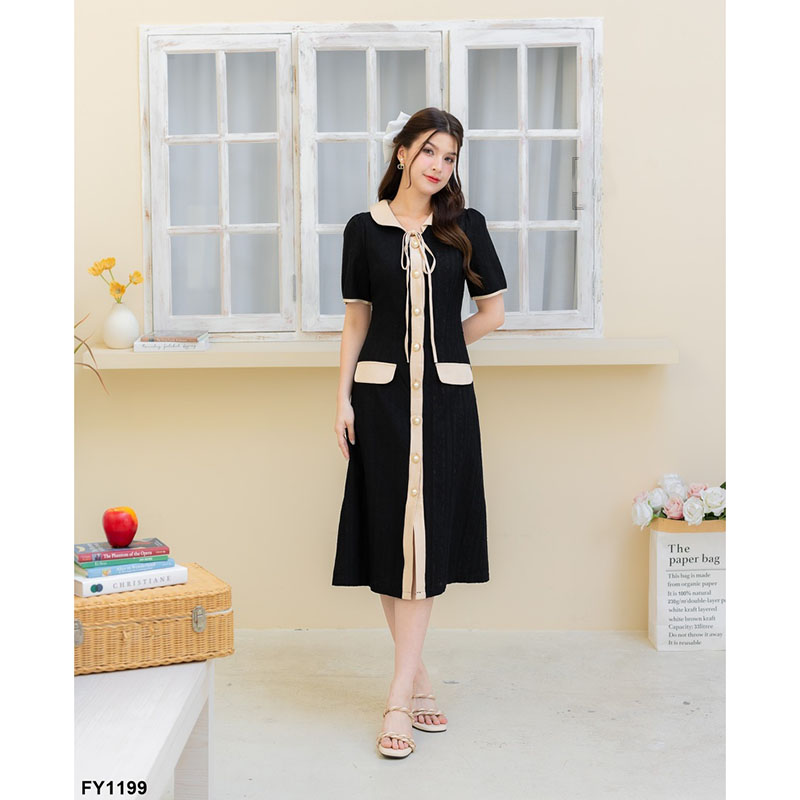 kudapy เดรสยาวสีครีม/สีดำ สไตล์มินิมอล ติดกระดุม ทรงกระสอบ เป็นงานแต่งกระเป๋า พร้อมโบว์ผูกเพิ่มกิมมิคให้ดูน่ารักยิ่งขึ้น