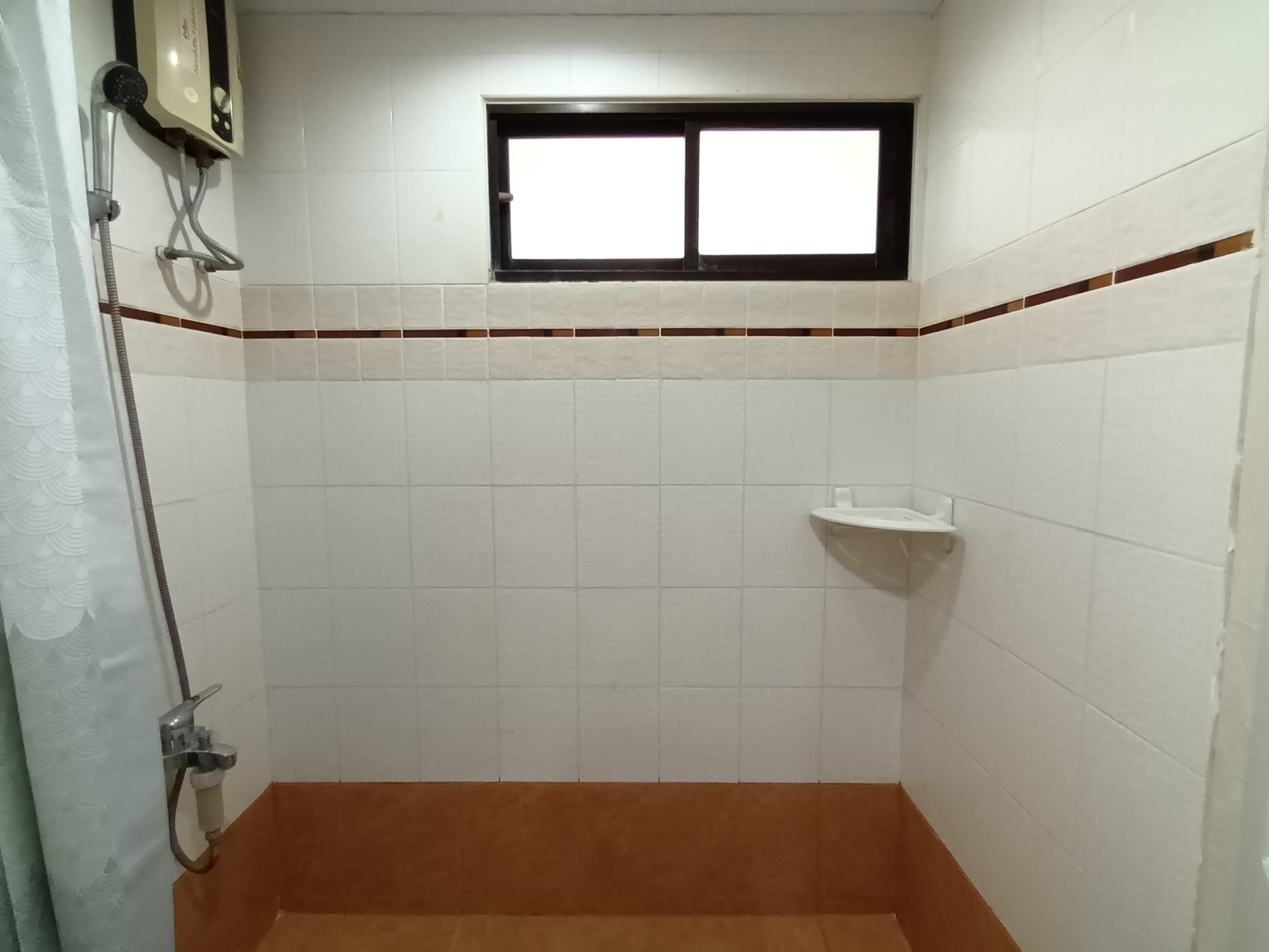 ให้เช่าคอนโด Lumpini Place Ratchada-Thapra (ลุมพินี เพลส รัชดา-ท่าพระ) - โซนพื้นที่ BTS ตลาดพลู - ห้องแบบ Studio 1ห้องน้ำ - ขนาดห้อง 30 ตรม. ชั้น 26 ตึก A