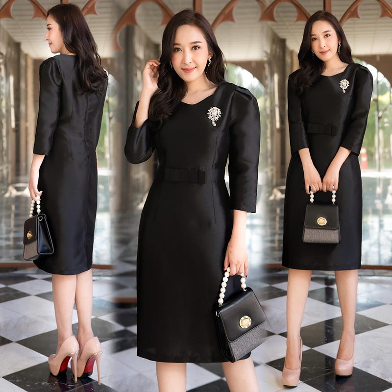 kudapy เดรสสั้นสีทอง/สีน้ำเงิน/สีดำ/สีม่วง/สีพิ้งค์โกล ผ่าหลังนิดหน่อย ใช้ผ้าไหมญี่ปุ่นเนื้อทราย มีซิปหลัง ซับในผ้าคอตตอน