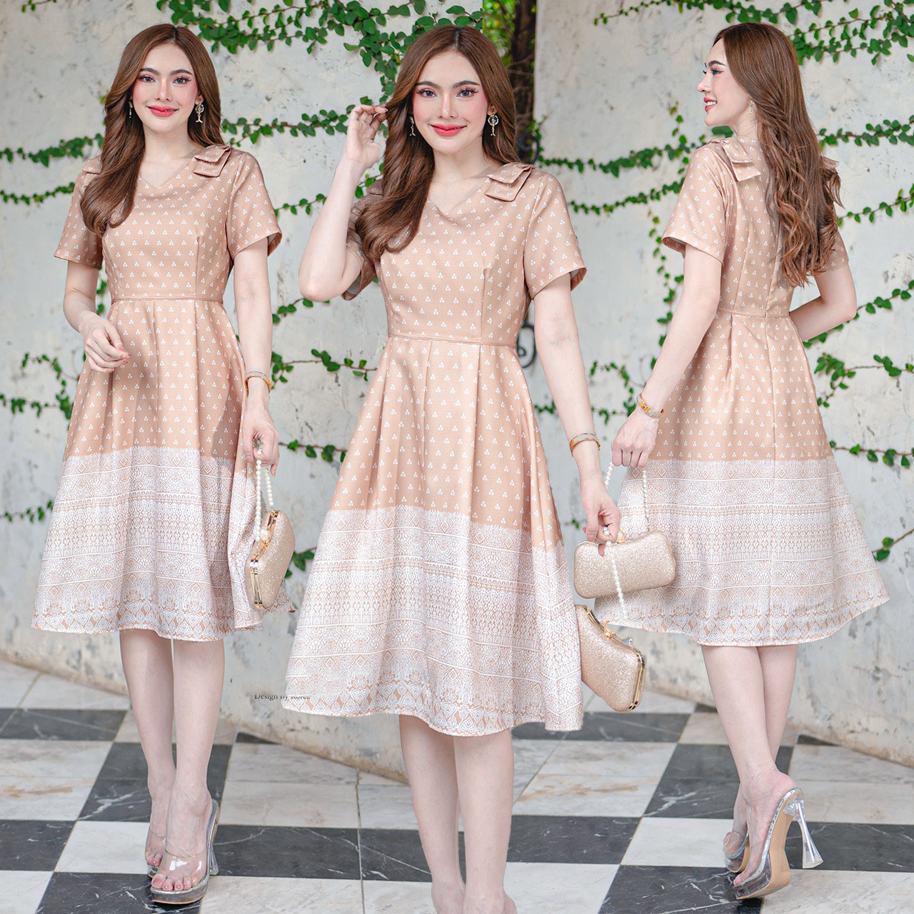 kudapy เดรสสั้น ผ้าโพลีแบบทองานพิมพ์ลาย คอกลม เนื้อผ้าไม่แข็งและไม่บาง ช่วงบ่าแต่งโบว์น่ารักๆ ตรงช่วงกระโปรงเป็นแบบผ้าต่อ