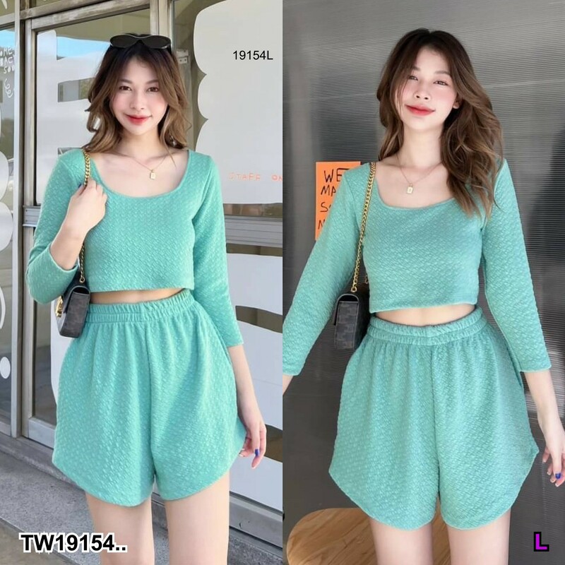 kudapy Set เที่ยวทะเล 2 ชิ้น cropแขน 3ส่วน +กางเกง Best sellers ผ้านุ่มนิ่ม ใส่สบายมว้ากก