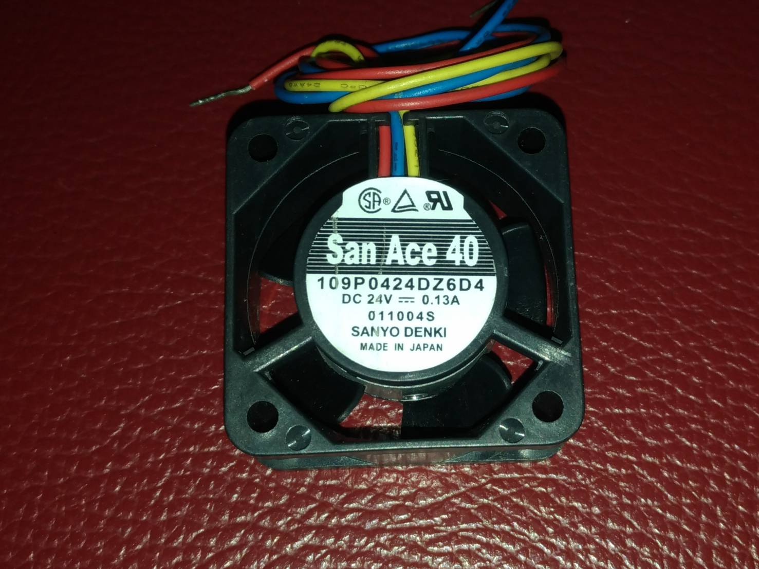 SANYO DENKI 109P0424DZ6D4 FAN 24VDC