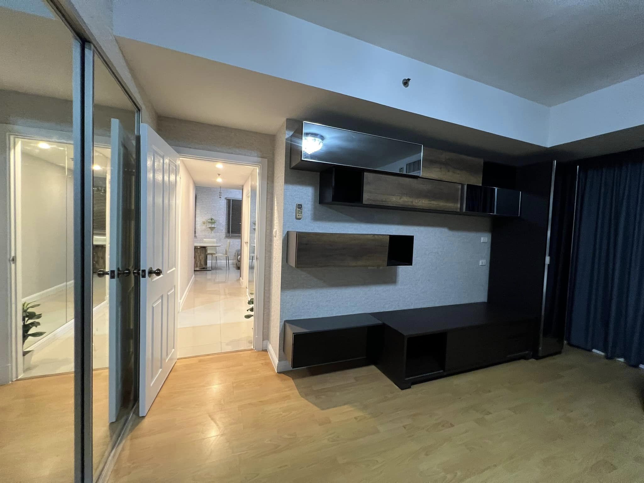 ปล่อยเช่าคอนโด ศุภาลัย พรีเมียร์ เพลส อโศก Supalai Premier Place Asoke - 2ห้องนอน 2ห้องน้ำ 1ห้องนั่งเล่น - ใกล้ MRTเพชรบุรี BTSอโศก/มศว/แกรมมี่ - ขนาดห้อง 110 ตรม. ชั้น 22