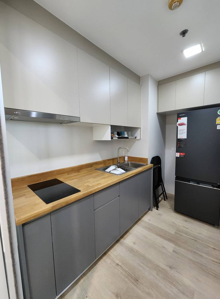 ให้เช่าคอนโด The Room Sathorn - Taksin (เดอะ รูม สาทร - ตากสิน) 2ห้องนอน / 2ห้องน้ำ ขนาด 68 ตรม. ชั้น 7 ค่าเช่า 28,000 ต่อเดือน รถไฟฟ้า BTS โพธิ์นิมิต