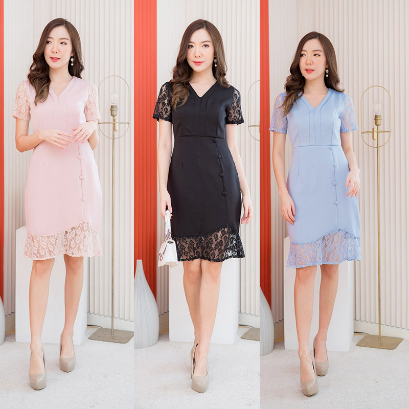 kudapy เดรสสั้นสีฟ้า/สีชมพู/สีดำ คอวีแขนลูกไม้สวยดูดีใส่สบายมากๆ