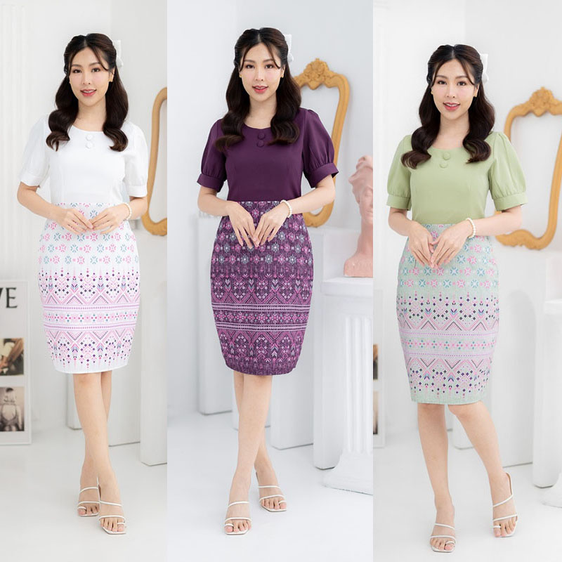 kudapy เดรสสั้นสีขาว/สีม่วง/สีเขียว ผ้าพิมพ์ลายไทย ผ้าเรียบช่วงบนใส่ไปทำงาน แต่งกระดุมกลางอก งานซิปหลัง