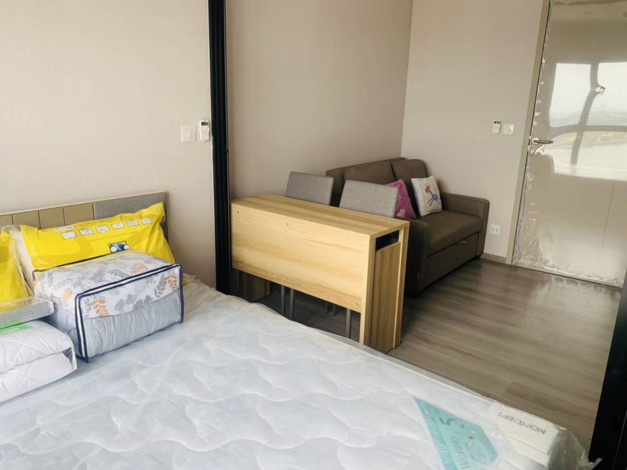 ให้เช่าคอนโด The Politan Rive (เดอะ โพลิแทน รีฟ) - โซนพื้นที่ MRT พระนั่งเกล้า - ห้องแบบ 1ห้องนอน 1ห้องน้ำ - ขนาดห้อง 25 ตรม. ชั้น 25