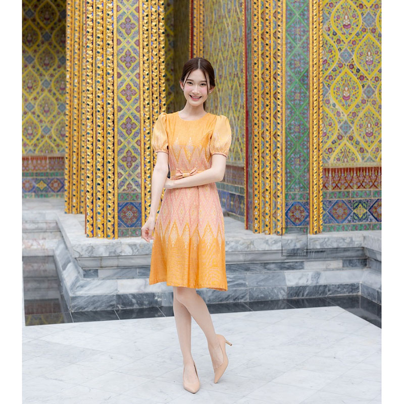 kudapy เดรสสั้นสีฟ้า/สีส้ม ผ้าทอทรงบ้านโบว์หน้า ลายไทย ใส่ออกงาน สวยดูดี