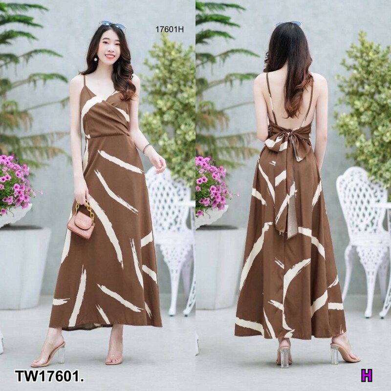kudapy Maxi dress สายเดี่ยวลายขนนกด้านหน้าแต่งไข้ว ด้านหลังผูกโบว์สายไข