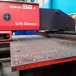 งาน AMADA PUNCHING อาการ SERVO MOTOR เสียและ SERCO DRIVE เสีย