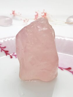 หินโรสควอตซ์ก้อนธรรมชาติขัดมัน(Rose Quartz)