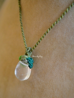 สร้อยคอเชือกถักจี้หินคริสตัลควอตซ์(Crystal Quartz)