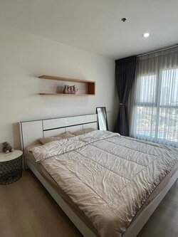 ห้องใหญ่ Aspire Sukhumvit 48 ให้เช่าเฟอร์ตกแต่งครบ สอบถามแอด Line ID : Smile-easy