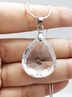 สร้อยคอเงินจี้หินคริสตัลควอตซ์เจียรเหลี่ยม