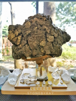 ไพไรต์พร้อมขาโชว์