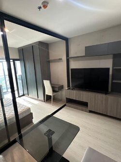 สนใจชมห้องติดต่อได้เลย Line ID: Smile-easy ปล่อยเช่าคอนโด ไอดีโอ ท่าพระ อินเตอร์เชนจ์ (Ideo Thaphra Interchange) - 1ห้องนอน 1ห้องน้ำ 1ห้องครัว - ใกล้ MRT ท่าพระ - ขนาดห้อง 28 ตรม. ชั้น 11