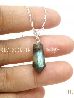 สร้อยคอเงินจี้หินลาบราโดไลท์