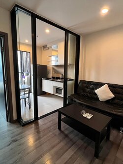 ให้เช่าคอนโด The Base Park East Sukhumvit 77 (เดอะ เบส พาร์ค อีส สุขุมวิท 77) โซนพื้นที่ BTS อ่อนนุช ห้องแบบ 1ห้องนอน / 1ห้องน้ำ / โซนครัวปิด · ขนาดห้อง 31 ตรม. ชั้น 27