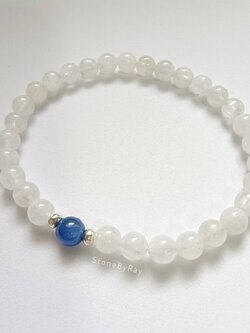 สร้อยข้อมือหินมูนสโตนกับไคยาไนท์ Moonstone+Kyanite