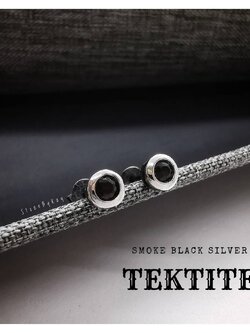 ต่างหูเงินรมดำหินสะเก็ดดาว Tektite