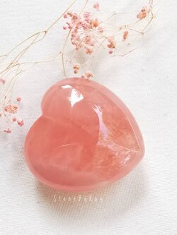 หัวใจโรสควอตซ์ (Rose Quartz)