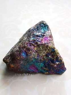 หินบอร์ไนท์ก้อนธรรมชาติ