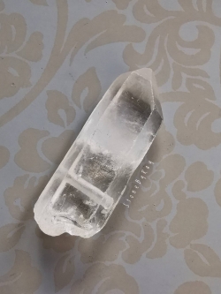 หินคริสตัลควอตซ์ (Crystal Quartz)