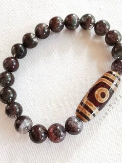 สร้อยข้อมือหินโป่งข่าม+หินทิเบตลาย3ตา