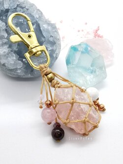 พวงกุญแจหินโรสควอตซ์ Rose Quartz