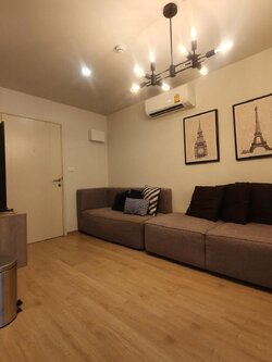 ปล่อยเช่าคอนโด Elio Del Moss Phaholyothin 34 (เอลลิโอ เดล มอสส์ พหลโยธิน 34) - เดินลงสระว่ายน้ำได้เลย 1ห้องนอน 1ห้องเอนกประสงค์ 1ห้องน้ำ 1ห้องนั่งเล่น - ใกล้ BTS เสนานิคม / เกษตร - ขนาดห้อง 35 ตรม. ชั้น 1 ตึก A