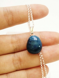 สร้อยคอเงินจี้หินอพาไทต์