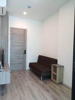 สนใจชมห้องติดต่อได้เลย Line ID: Smile-easy ปล่อยเช่าคอนโด ไนท์บริดจ์ คอลลาจ รามคำแหง (Knightsbridge Collage Ramkhamhaeng) - 1ห้องนอน 1ห้องน้ำ 1ห้องนั่งเล่น - ใกล้ MRT หัวหมาก - ขนาดห้อง 27 ตรม. ชั้น 12A