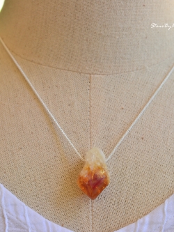 สร้อยคอเงินจี้หินซิทรินผลึกธรรมชาติ