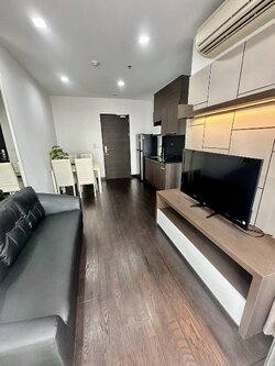 ให้เช่าคอนโด IDEO Q Phayathai (ไอดีโอ คิว พญาไท) High Rise โซนพื้นที่ BTS พญาไท ห้องแบบ 1ห้องนอน 1 ห้องทำงาน ( สามารถดัดแปลงเป็นห้องนอนได้) 1ห้องน้ำ ขนาดห้อง 50 ตรม. ชั้น 9